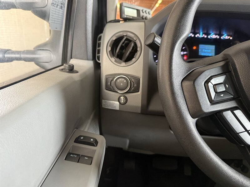 2023 Ford E-350 SD - Photo 20 - Arlington, TX 76011