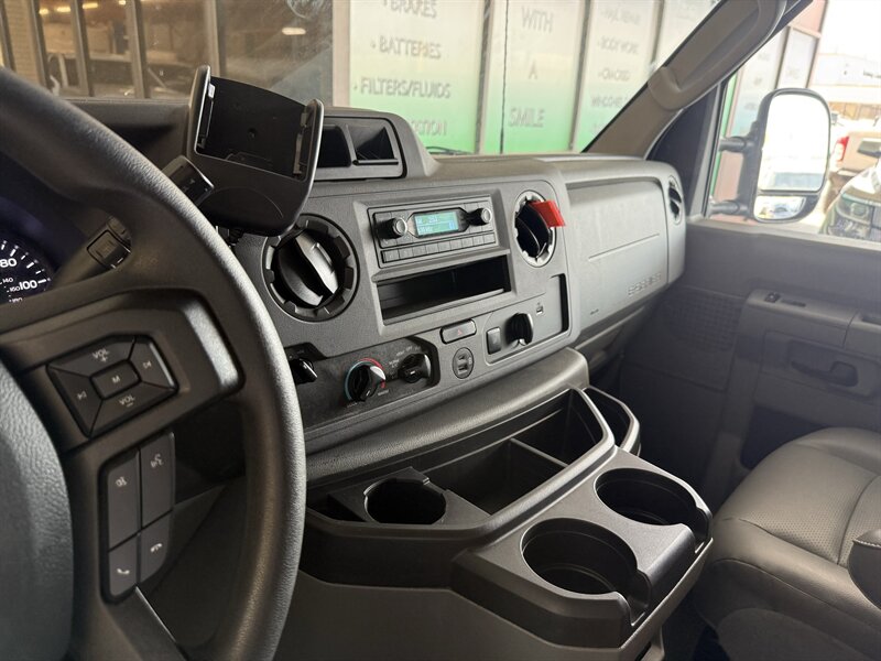 2023 Ford E-350 SD - Photo 24 - Arlington, TX 76011
