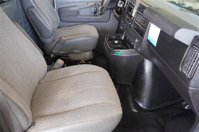 2012 Chevrolet Express 2500   - Photo 31 - Arlington, TX 76011