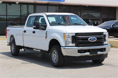 2017 Ford F-250 XL   - Photo 11 - Arlington, TX 76011