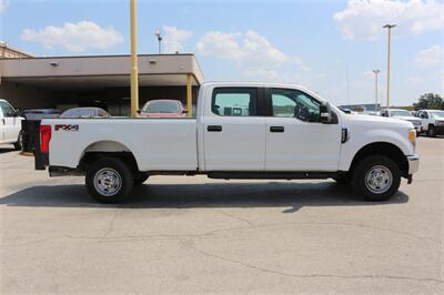 2017 Ford F-250 XL   - Photo 10 - Arlington, TX 76011