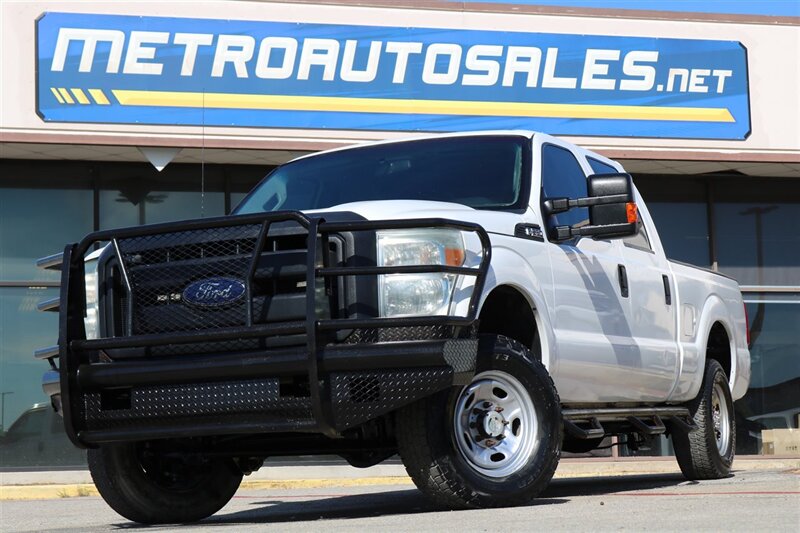 2013 Ford F-250 XLT   - Photo 1 - Arlington, TX 76011