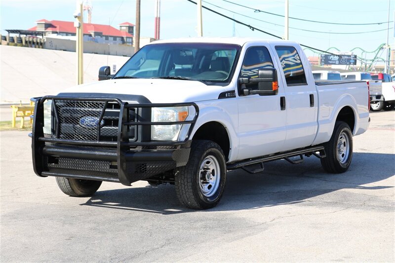 2013 Ford F-250 XLT   - Photo 5 - Arlington, TX 76011