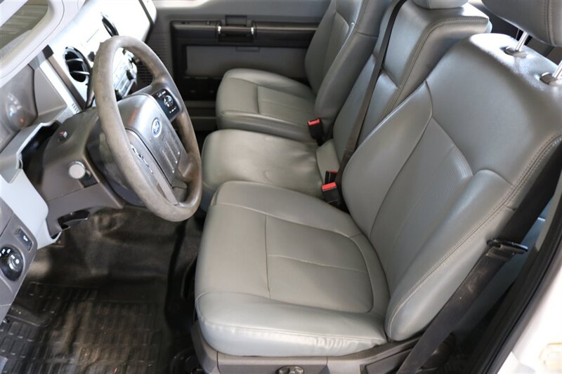 2013 Ford F-250 XLT   - Photo 17 - Arlington, TX 76011