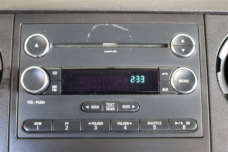 2013 Ford F-250 XLT   - Photo 21 - Arlington, TX 76011