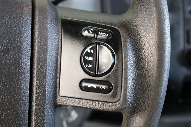 2013 Ford F-250 XLT   - Photo 25 - Arlington, TX 76011