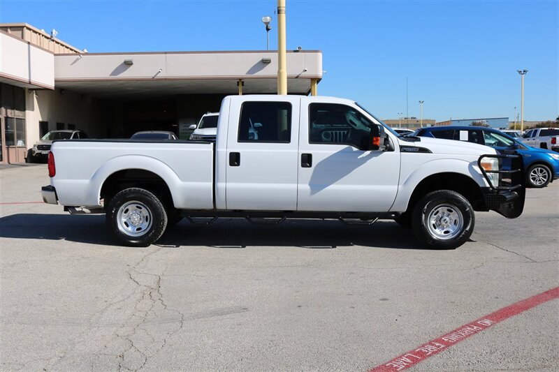 2013 Ford F-250 XLT   - Photo 10 - Arlington, TX 76011