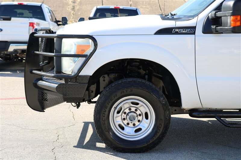 2013 Ford F-250 XLT   - Photo 14 - Arlington, TX 76011