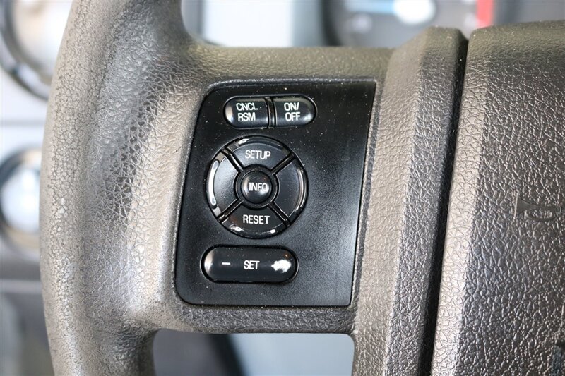 2013 Ford F-250 XLT   - Photo 24 - Arlington, TX 76011