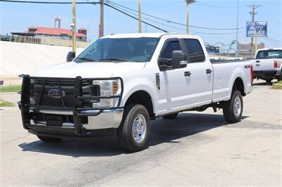 2018 Ford F-250 XL   - Photo 2 - Arlington, TX 76011