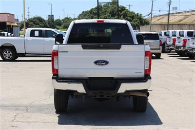 2018 Ford F-250 XL   - Photo 5 - Arlington, TX 76011