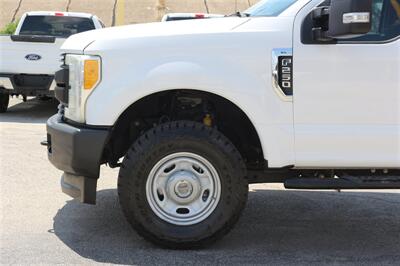 2017 Ford F-250 XL   - Photo 14 - Arlington, TX 76011