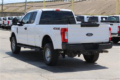 2017 Ford F-250 XL   - Photo 7 - Arlington, TX 76011