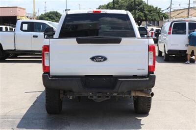 2017 Ford F-250 XL   - Photo 8 - Arlington, TX 76011