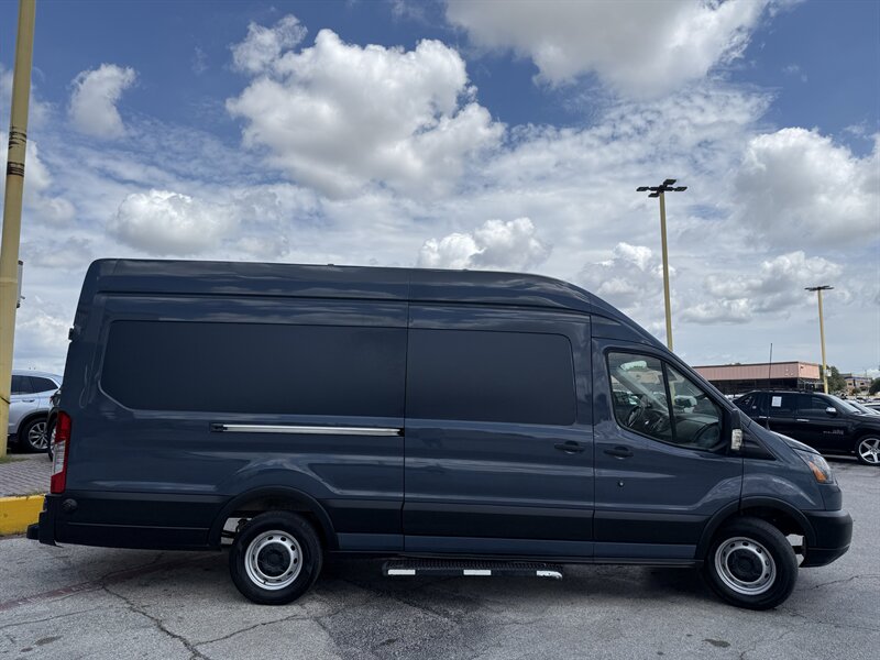 2019 Ford Transit 250 - Photo 4 - Arlington, TX 76011
