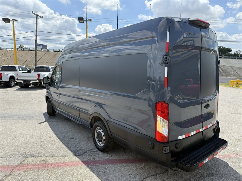 2019 Ford Transit 250 - Photo 8 - Arlington, TX 76011