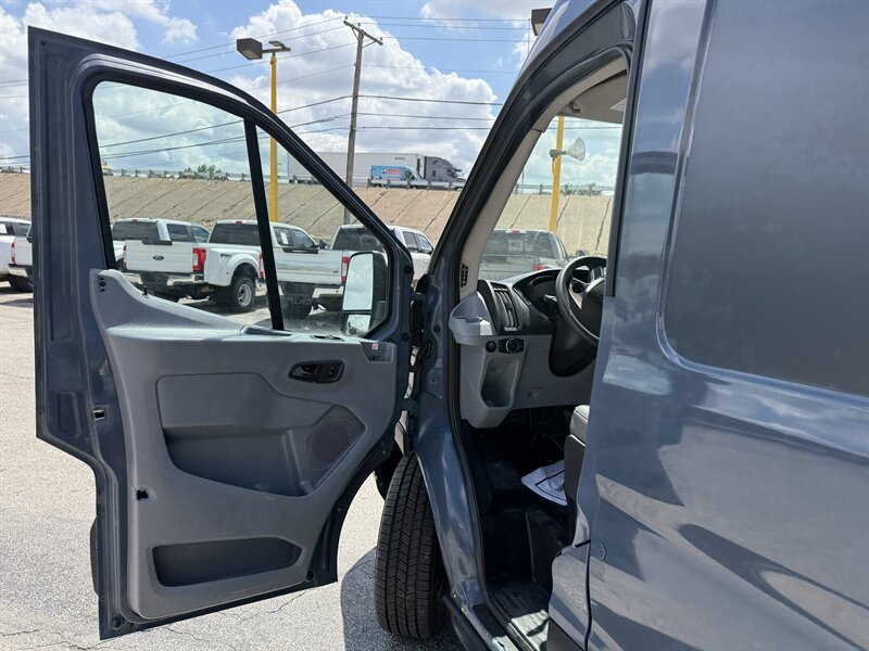 2019 Ford Transit 250 - Photo 12 - Arlington, TX 76011