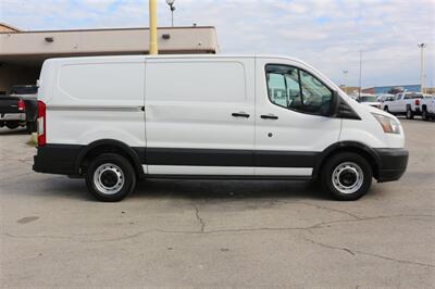 2016 Ford Transit 150   - Photo 10 - Arlington, TX 76011