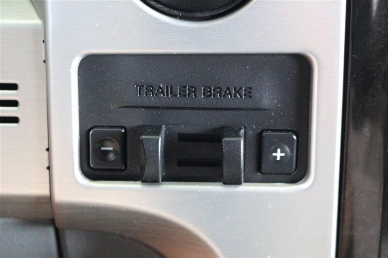 2011 Ford F-150 Platinum - Photo 26 - Arlington, TX 76011