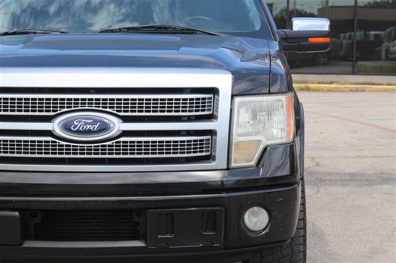 2011 Ford F-150 Platinum - Photo 13 - Arlington, TX 76011
