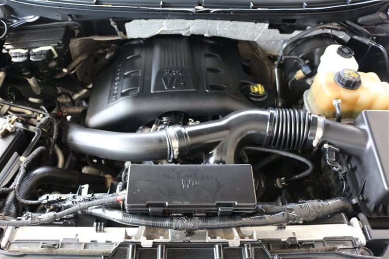 2011 Ford F-150 Platinum - Photo 41 - Arlington, TX 76011