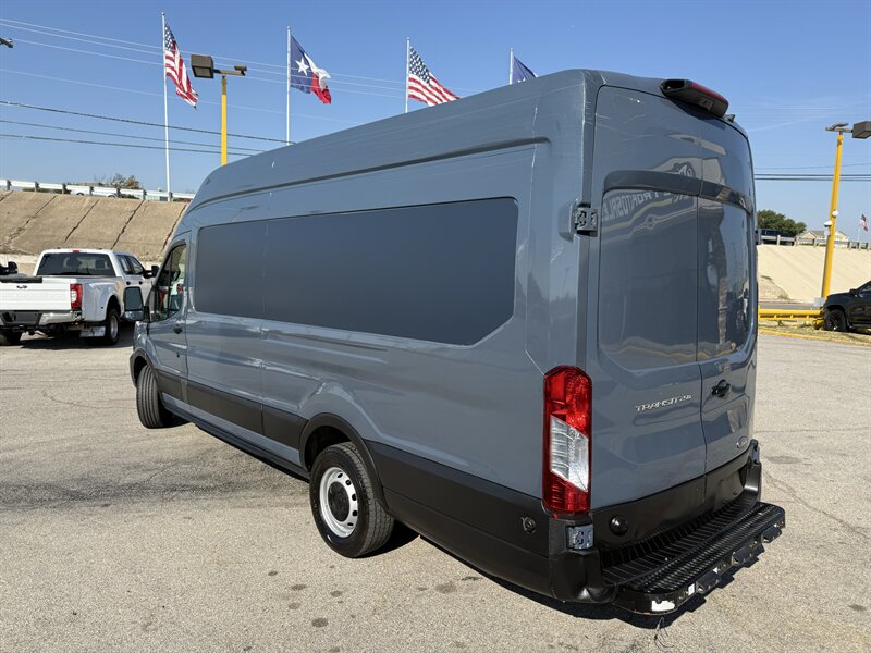 2020 Ford Transit 250 - Photo 8 - Arlington, TX 76011