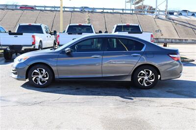 2017 Honda Accord LX   - Photo 6 - Arlington, TX 76011