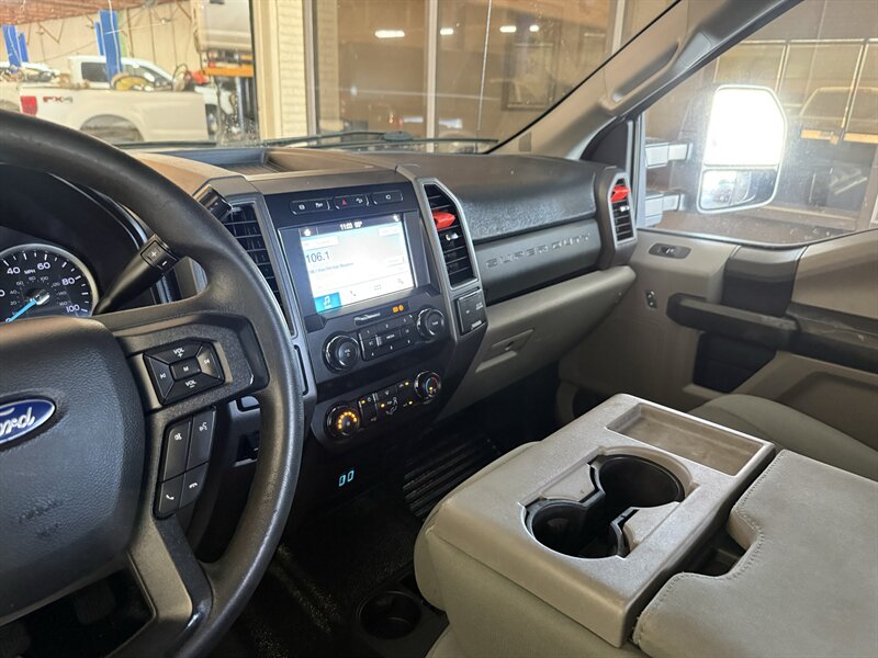 2019 Ford F-350 Super Duty STX - Photo 27 - Arlington, TX 76011