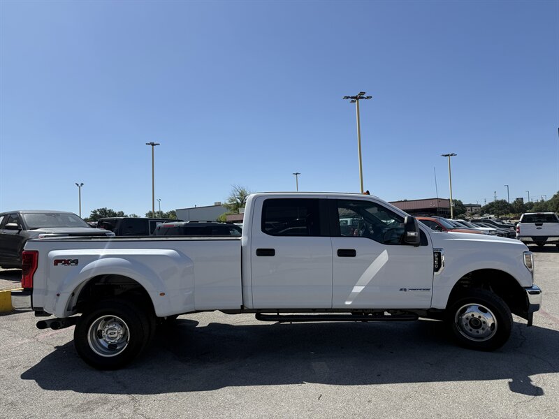 2019 Ford F-350 Super Duty STX - Photo 4 - Arlington, TX 76011