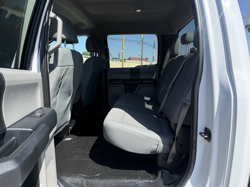 2019 Ford F-350 Super Duty STX - Photo 17 - Arlington, TX 76011