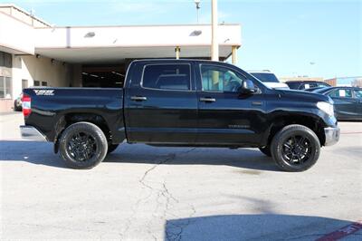 2018 Toyota Tundra SR5   - Photo 10 - Arlington, TX 76011