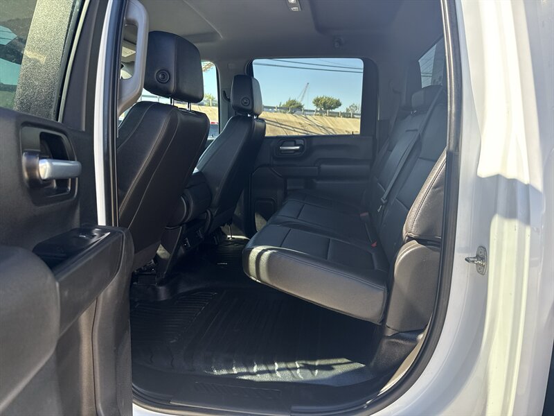 2021 Chevrolet Silverado 3500 Work Truck   - Photo 17 - Arlington, TX 76011