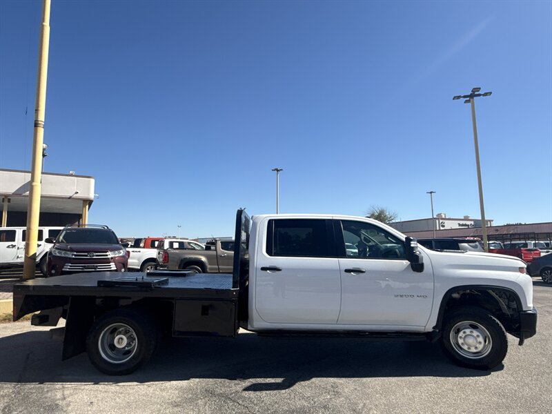 2021 Chevrolet Silverado 3500 Work Truck   - Photo 4 - Arlington, TX 76011