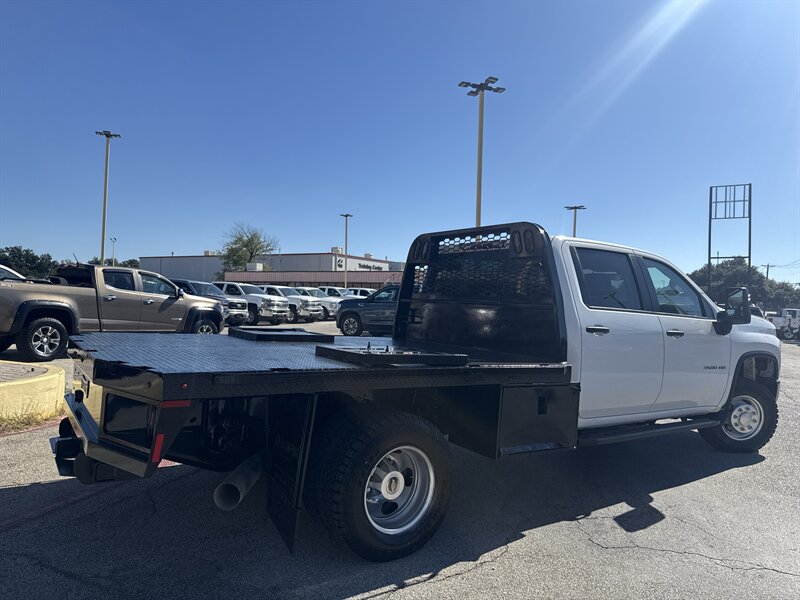2021 Chevrolet Silverado 3500 Work Truck   - Photo 5 - Arlington, TX 76011