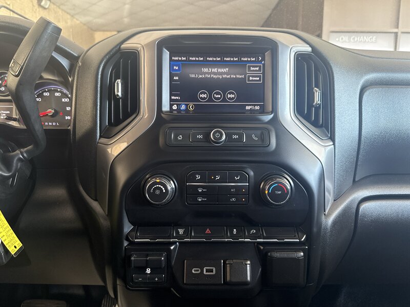 2021 Chevrolet Silverado 3500 Work Truck   - Photo 25 - Arlington, TX 76011