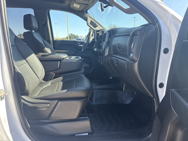 2021 Chevrolet Silverado 3500 Work Truck   - Photo 19 - Arlington, TX 76011