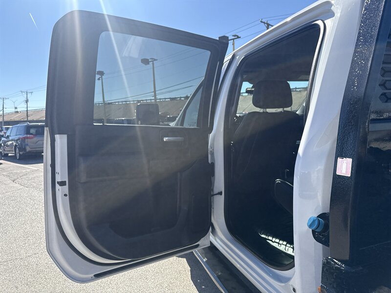 2021 Chevrolet Silverado 3500 Work Truck   - Photo 16 - Arlington, TX 76011