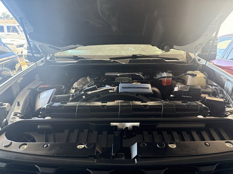 2021 Chevrolet Silverado 3500 Work Truck   - Photo 31 - Arlington, TX 76011