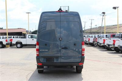 2018 Mercedes-Benz Sprinter Worker 2500   - Photo 8 - Arlington, TX 76011