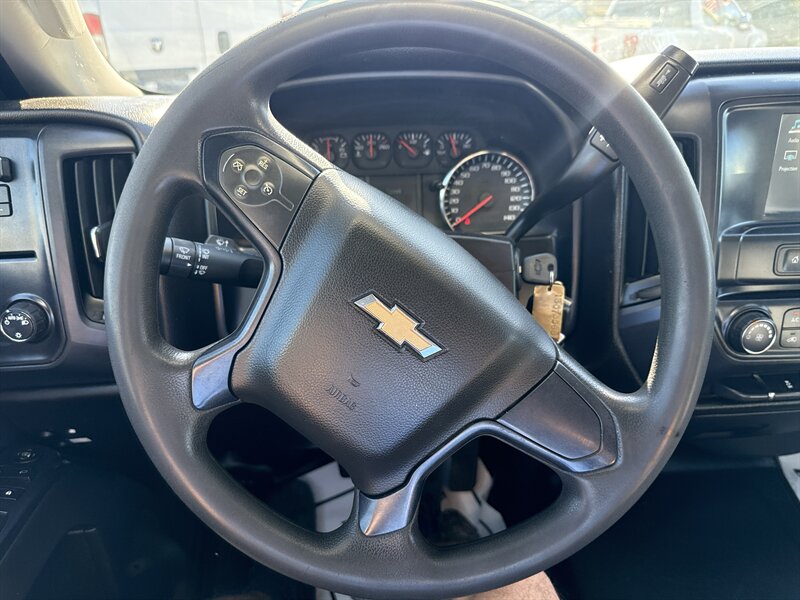 2018 Chevrolet Silverado 2500 Work Truck - Photo 21 - Arlington, TX 76011