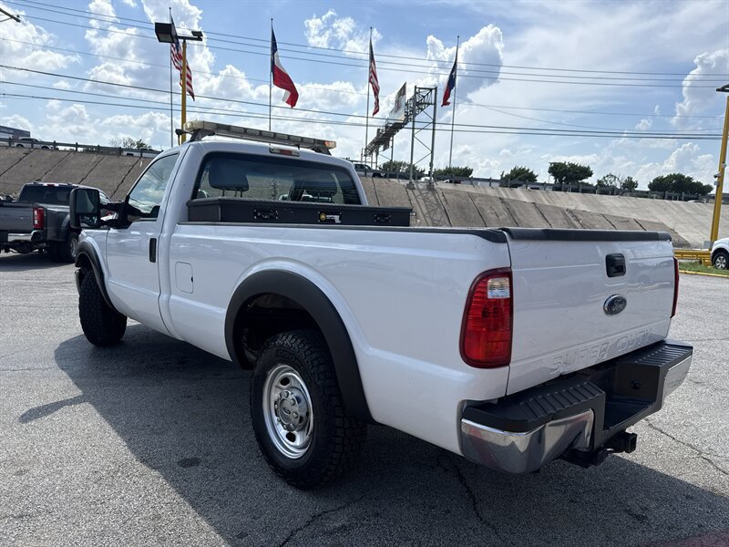 2015 Ford F-250 XL - Photo 7 - Arlington, TX 76011