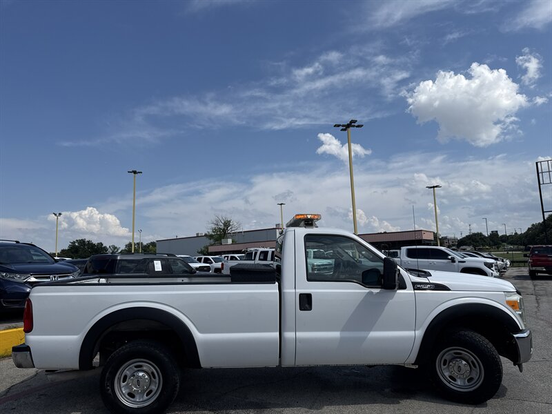 2015 Ford F-250 XL - Photo 4 - Arlington, TX 76011