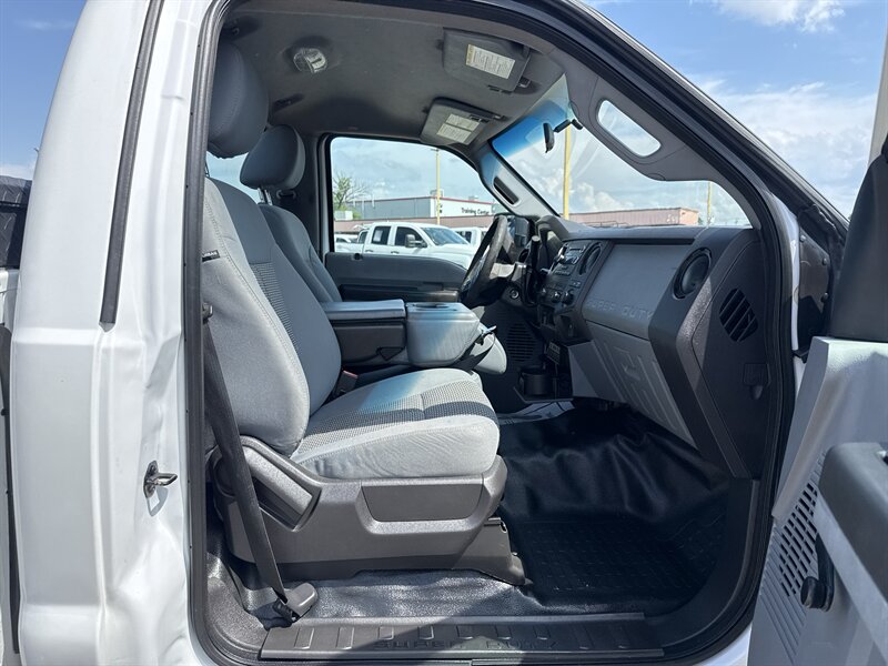 2015 Ford F-250 XL - Photo 15 - Arlington, TX 76011