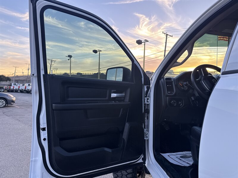 2019 RAM 2500 Tradesman - Photo 14 - Arlington, TX 76011