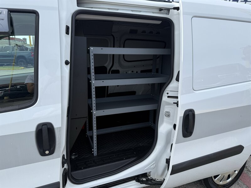 2019 RAM ProMaster City Tradesman SLT - Photo 15 - Arlington, TX 76011