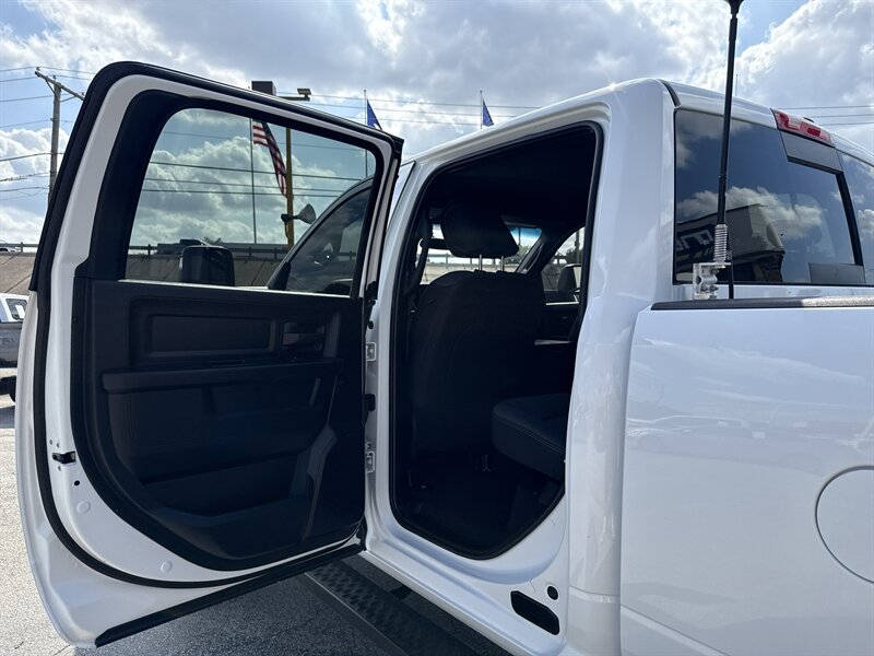 2024 RAM 2500 Tradesman - Photo 14 - Arlington, TX 76011