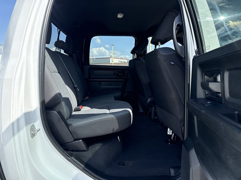 2024 RAM 2500 Tradesman - Photo 19 - Arlington, TX 76011