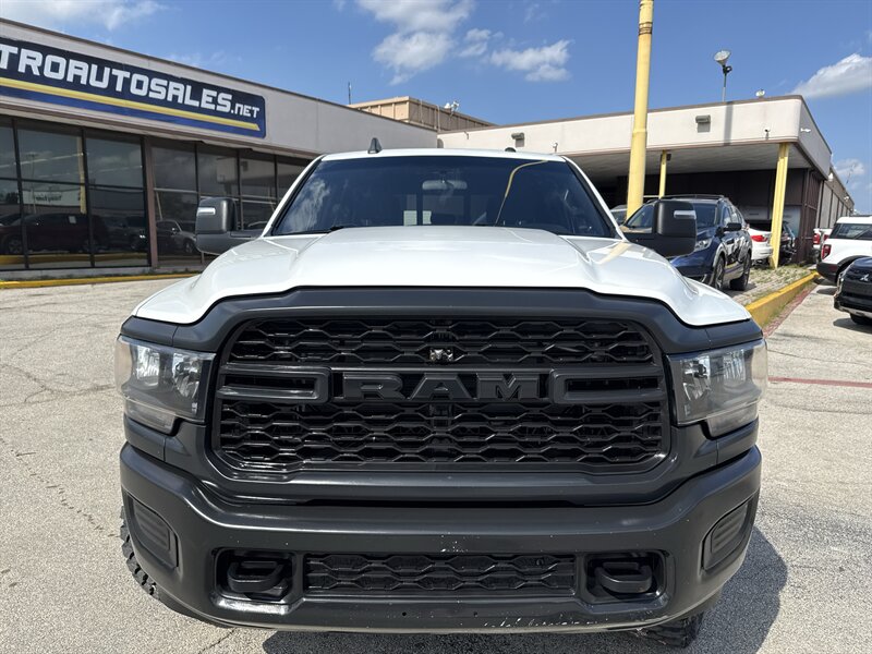2024 RAM 2500 Tradesman - Photo 2 - Arlington, TX 76011