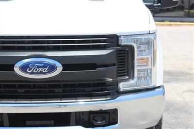 2019 Ford F-250 XL   - Photo 10 - Arlington, TX 76011