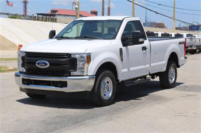 2019 Ford F-250 XL   - Photo 2 - Arlington, TX 76011